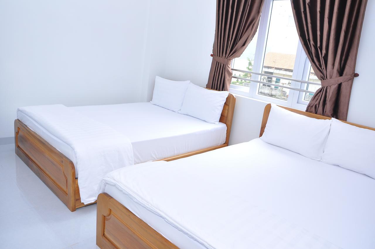 Wow Hotel Куїнон Екстер'єр фото